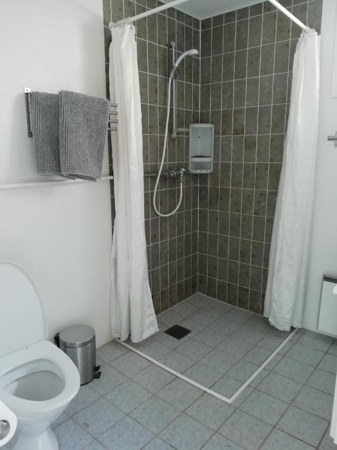 Like Home Holiday House 9 A Варде Экстерьер фото